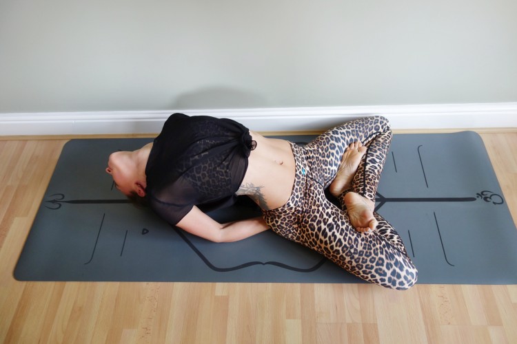 Professional yoga mat MAGIC CARPET