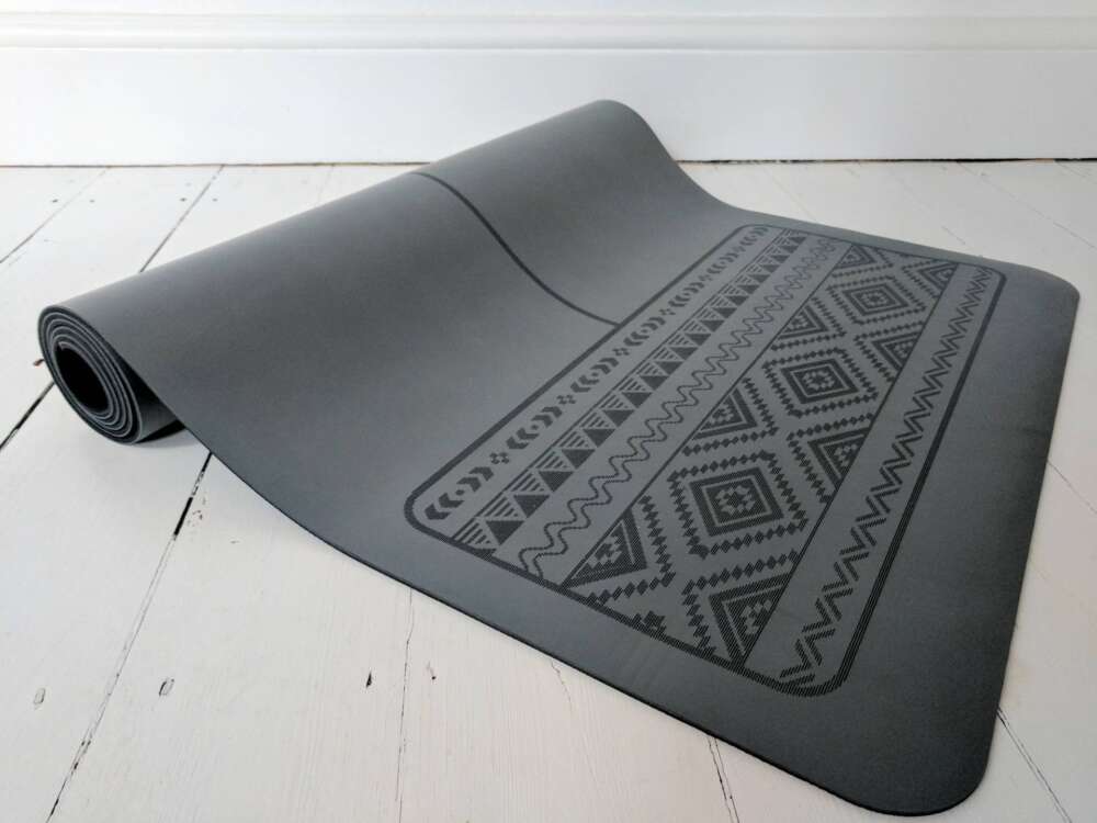 yogi bare travel mat